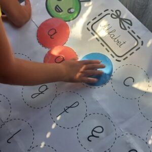 Gąsienica z alfabetem- e-book