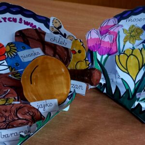 Koszyczki- wiosenne kwiaty i wielkanocny