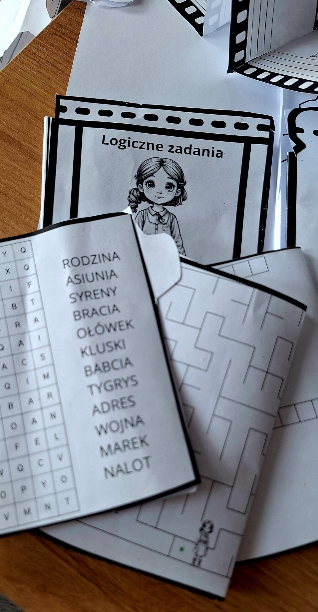 Asiunia- lapbook bądź wklejki- e-book - obrazek 8